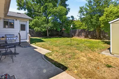 611 Atkinson Street, Roseville, CA 95678 - Photo 27