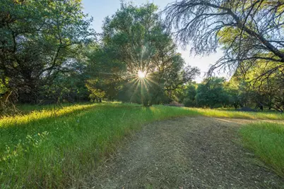 18566 Gopher Lane, Grass Valley, CA 95949 - Photo 17