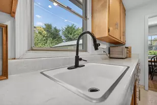 6051 40th Ave, Sacramento, CA 95824 - Photo 17