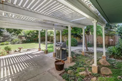 3925 Woodpointe Circle, Sacramento, CA 95821 - Photo 45