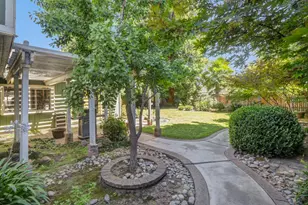 3925 Woodpointe Cir, Sacramento, CA 95821 - Photo 47