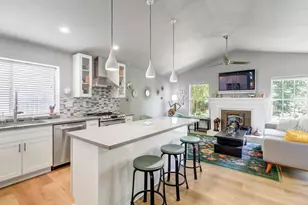 3925 Woodpointe Cir, Sacramento, CA 95821 - Photo 17