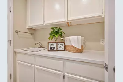 11452 Forty Niner Circle, Rancho Cordova, CA 95670 - Photo 41