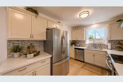 990 Hysell Court, Turlock, CA 95380 - Photo 5