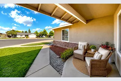 990 Hysell Court, Turlock, CA 95380 - Photo 5