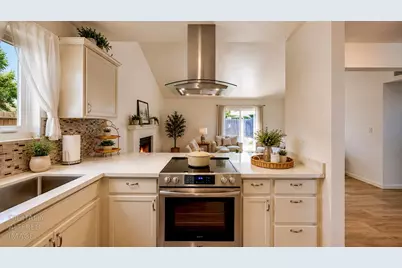 990 Hysell Court, Turlock, CA 95380 - Photo 15