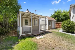 2052 Licstal Ct, Manteca, CA 95337 - Photo 43