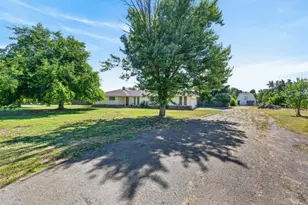 8465 Dillard Rd, Wilton, CA 95693 - Photo 3