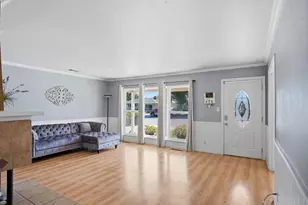 889 Real Ave, Newman, CA 95360 - Photo 5
