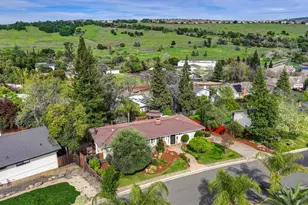 893 Shasta Cir, El Dorado Hills, CA 95762 - Photo 9