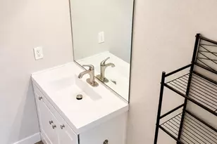 7857 S Sayonara Dr, Citrus Heights, CA 95610 - Photo 17