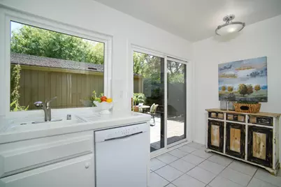 1125 Commons Drive, Sacramento, CA 95825 - Photo 11