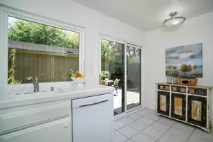 1125 Commons Dr, Sacramento, CA 95825 - Photo 11