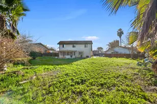454 Oakwood Dr, Los Banos, CA 93635 - Photo 31