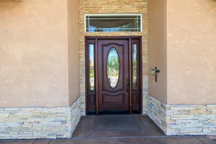 1350 Burman Dr, Turlock, CA 95382 - Photo 3