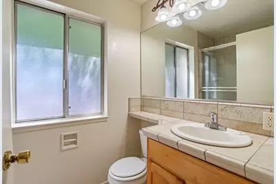 898 Rutledge Dr, Lodi, CA 95242 - Photo 17
