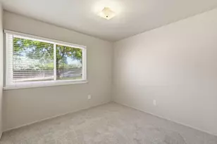 5504 Eagle View Way, Sacramento, CA 95842 - Photo 21