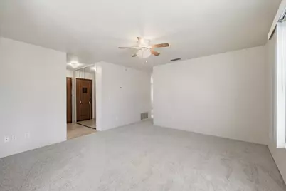 5504 Eagle View Way, Sacramento, CA 95842 - Photo 9