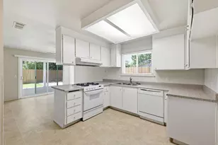5504 Eagle View Way, Sacramento, CA 95842 - Photo 15