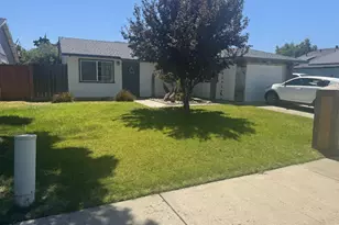 332 N 2nd St, Los Banos, CA 93635 - Photo 1