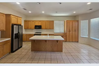 943 Tannehill Drive, Manteca, CA 95337 - Photo 3