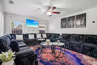 715 E Roseburg Avenue, Modesto, CA 95350 - Photo 9