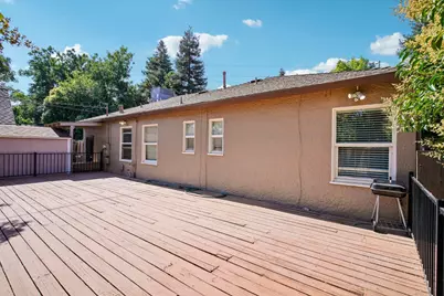 715 E Roseburg Avenue, Modesto, CA 95350 - Photo 29