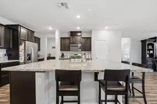 1070 Hacienda Dr, Plumas Lake, CA 95961 - Photo 5