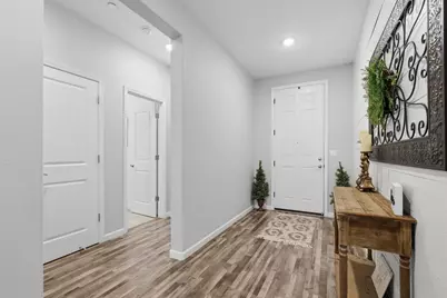 1070 Hacienda Drive, Plumas Lake, CA 95961 - Photo 13