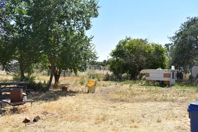 120 W Q Street, Rio Linda, CA 95673 - Photo 17