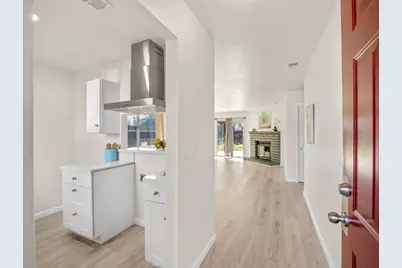 4359 W Cardiff Avenue, Fresno, CA 93722 - Photo 3
