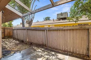 3725 N Fruit Ave, Fresno, CA 93705 - Photo 19