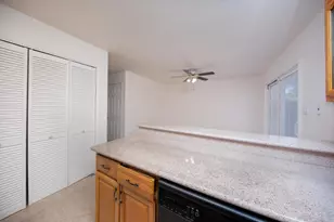 3468 Sugarcreek Dr, San Jose, CA 95121 - Photo 15