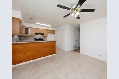 3468 Sugarcreek Drive, San Jose, CA 95121 - Photo 11