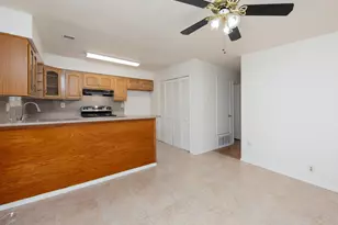 3468 Sugarcreek Dr, San Jose, CA 95121 - Photo 11