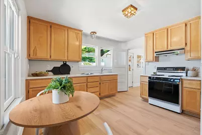 857 38th Street, Sacramento, CA 95816 - Photo 7