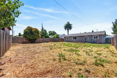 629 Lee Drive, Sacramento, CA 95815 - Photo 35