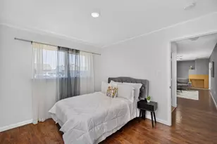 629 Lee Dr, Sacramento, CA 95815 - Photo 29