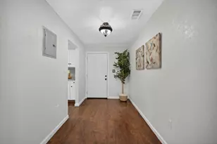 629 Lee Dr, Sacramento, CA 95815 - Photo 11