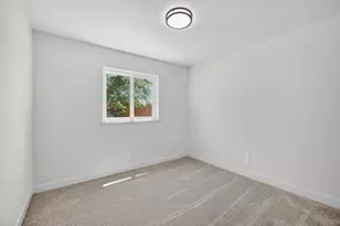 7412 Somerton Way, Sacramento, CA 95828 - Photo 17