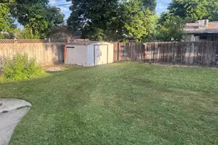 2755 Christina Ave, Stockton, CA 95204 - Photo 9