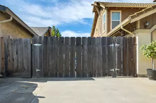 2300 Senimi Cir, Ceres, CA 95307 - Photo 7