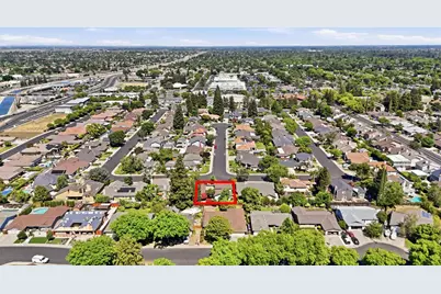 1421 El Pueblo Drive, Modesto, CA 95355 - Photo 37