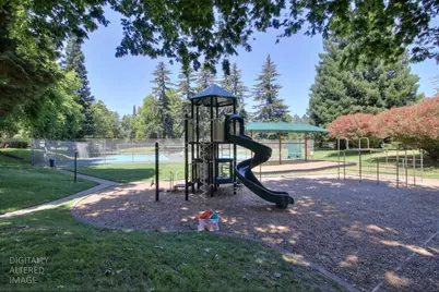 815 Commons Drive, Sacramento, CA 95825 - Photo 61