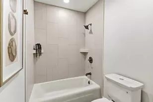815 Commons Dr, Sacramento, CA 95825 - Photo 33