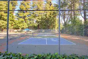 815 Commons Dr, Sacramento, CA 95825 - Photo 59