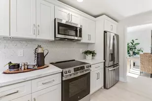 815 Commons Dr, Sacramento, CA 95825 - Photo 25