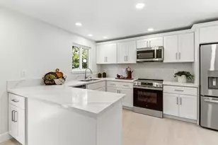 815 Commons Dr, Sacramento, CA 95825 - Photo 21