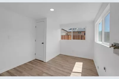 413 Empire Avenue, Modesto, CA 95354 - Photo 13