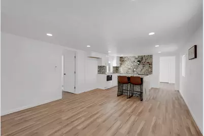413 Empire Avenue, Modesto, CA 95354 - Photo 5